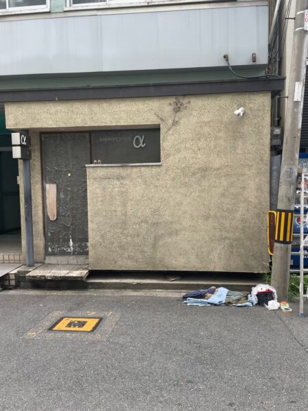 大阪市にて外壁塗装〈店舗外壁の塗り替え〉 施工前